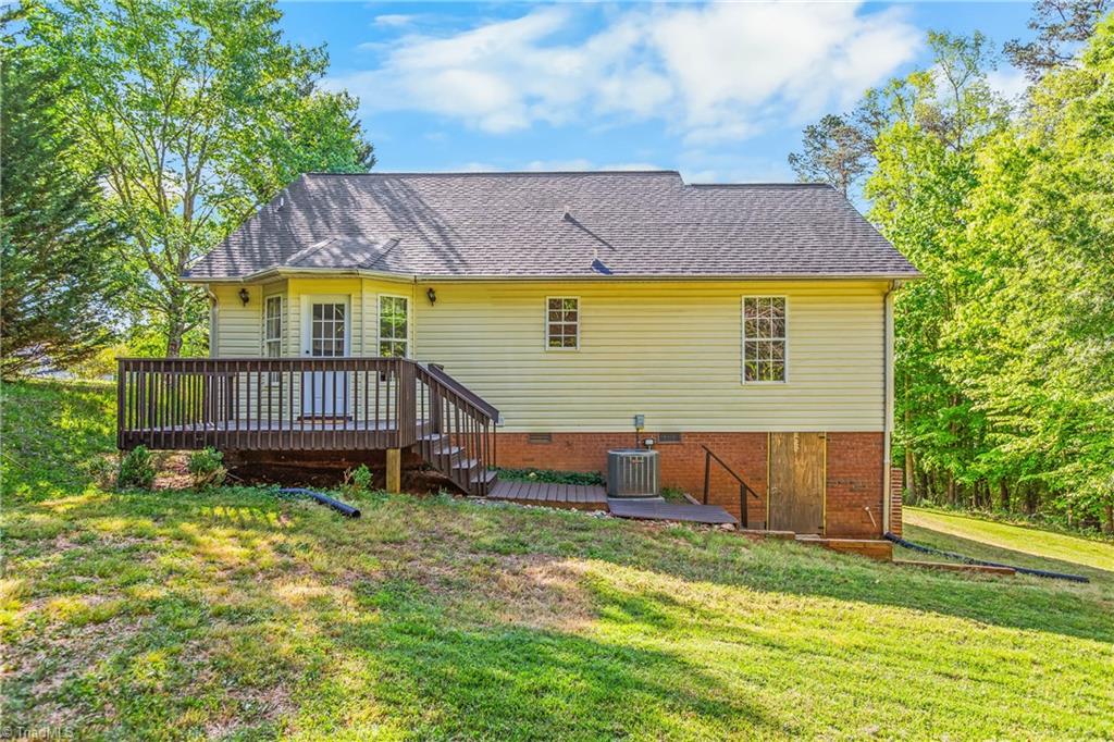 113 Conifer Court King, NC 27021 - Photo 22 of 27