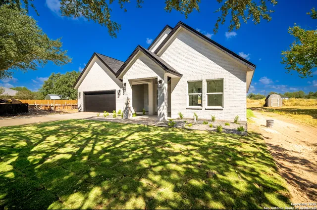 $369,990 | 15125 Norvell Street, Lytle, TX 78052