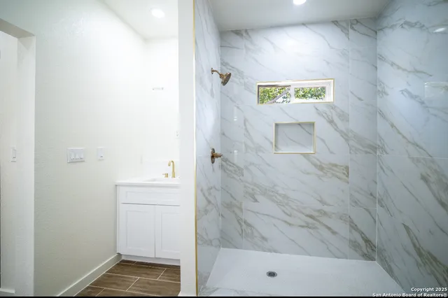 $369,990 | 15125 Norvell Street, Lytle, TX 78052