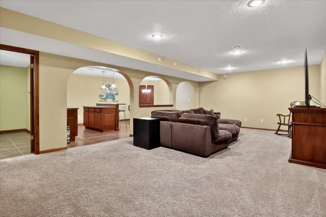 $379,900 | 10076 Heather Lake Drive, Osceola, IN 46561