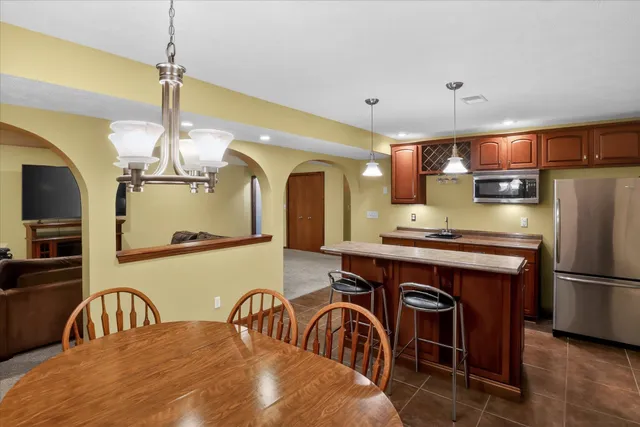 $379,900 | 10076 Heather Lake Drive, Osceola, IN 46561