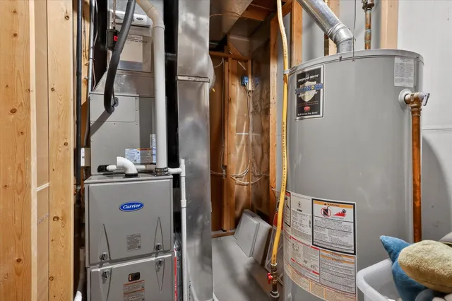 $379,900 | 10076 Heather Lake Drive, Osceola, IN 46561