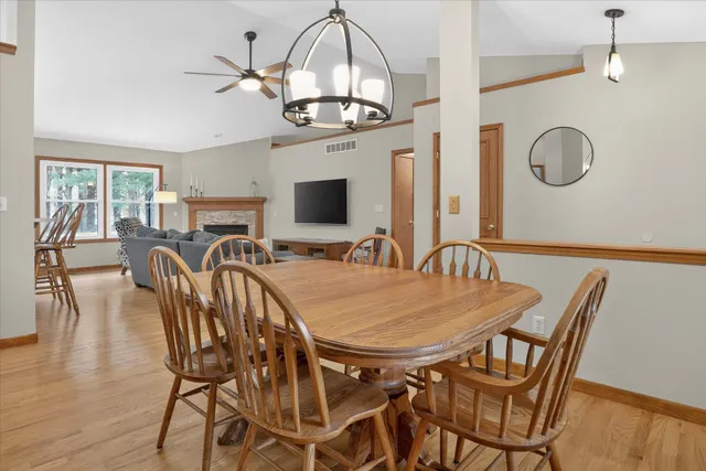 $379,900 | 10076 Heather Lake Drive, Osceola, IN 46561