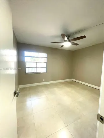 $1,950 | 1251 Southwest 125th Avenue, Unit 311T, Pembroke Pines, FL 33027
