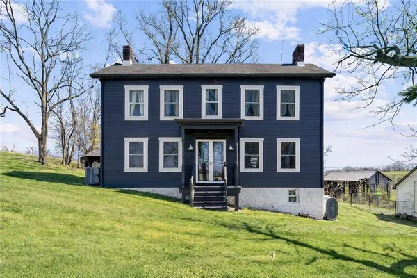 $500,000 | 580 Green Valley Road, Eighty Four, PA 15330