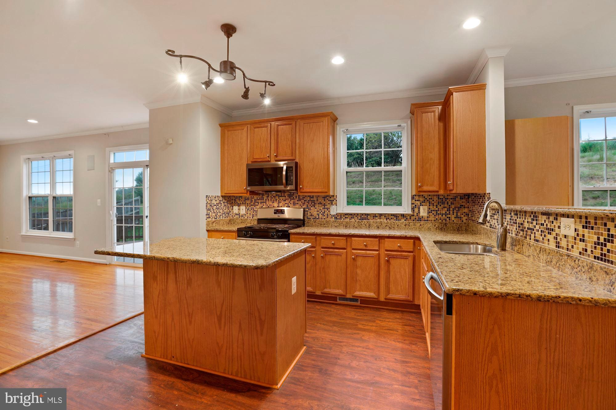 17620 Overlook Road Dumfries, VA 22026 - Photo 12 of 40
