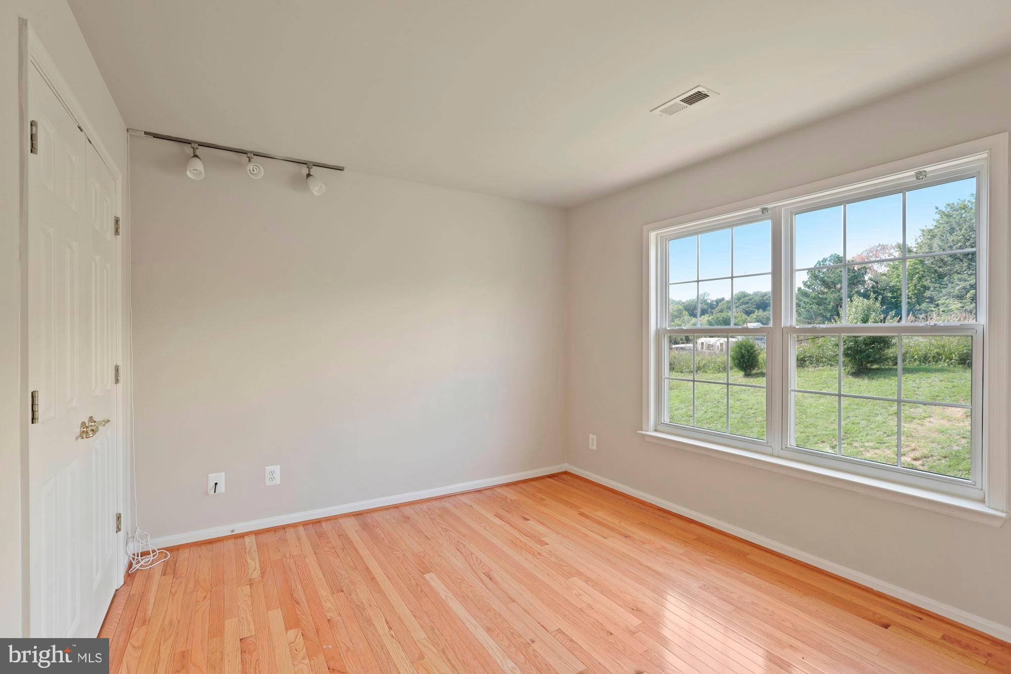 17620 Overlook Road Dumfries, VA 22026 - Photo 21 of 40