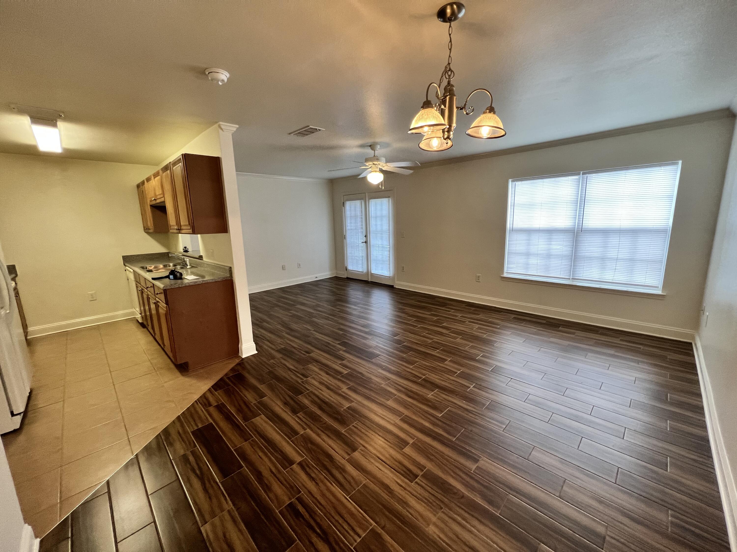 555 Wingspan Way Crestview, FL 32536 - Photo 5 of 19 5C1D66BE-29EB-4E4F-A2CC-0AE211B5307E