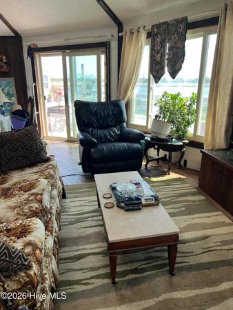 $325,000 | 35710 Highway 264, Engelhard, NC 27824