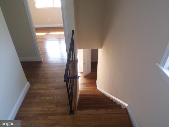 2400 Kingsway Road Fort Washington, MD 20744 - Photo 11 of 15 a view of entryway