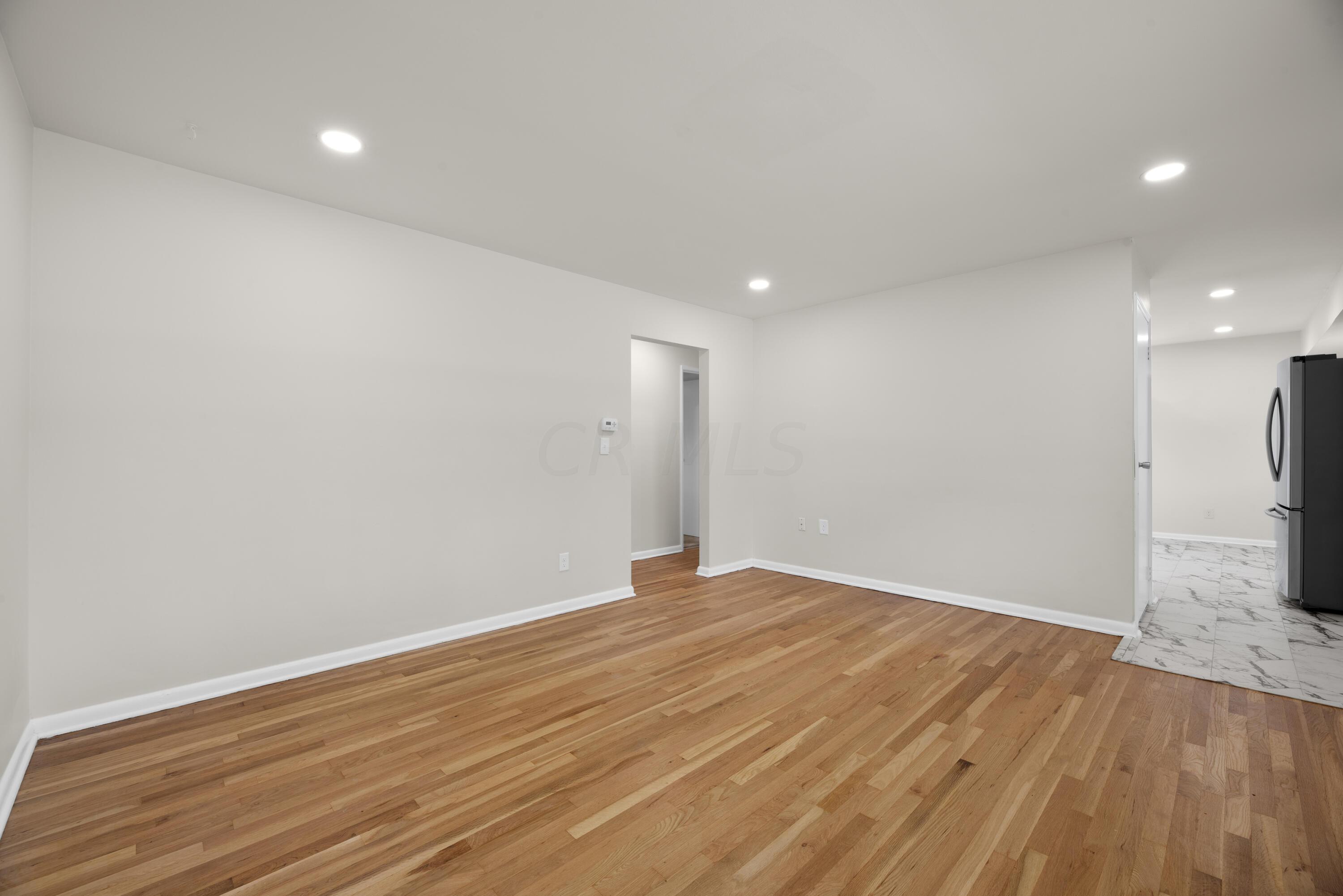 1509 Moler Road Columbus, OH 43207 - Photo 26 of 43 Family room