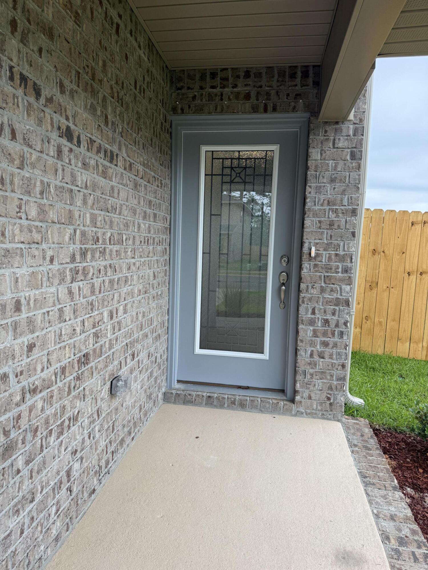 199 Ridgeway Circle Crestview, FL 32536 - Photo 2 of 29 IMG_7250