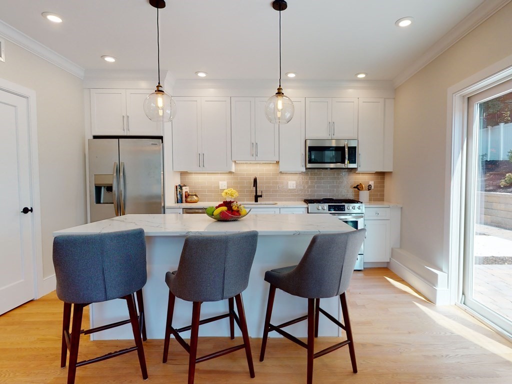 315 College Farm Road, Unit 2 Waltham, MA 02451 - Photo 9 of 27 Gallery Image 9
