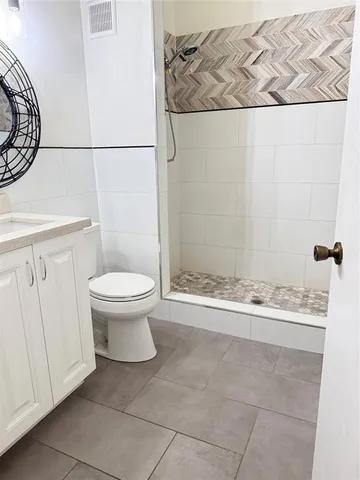 $420,000 | 10843 Northwest 8th Street, Unit 10843, Pembroke Pines, FL 33026