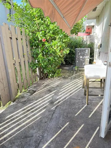 $420,000 | 10843 Northwest 8th Street, Unit 10843, Pembroke Pines, FL 33026