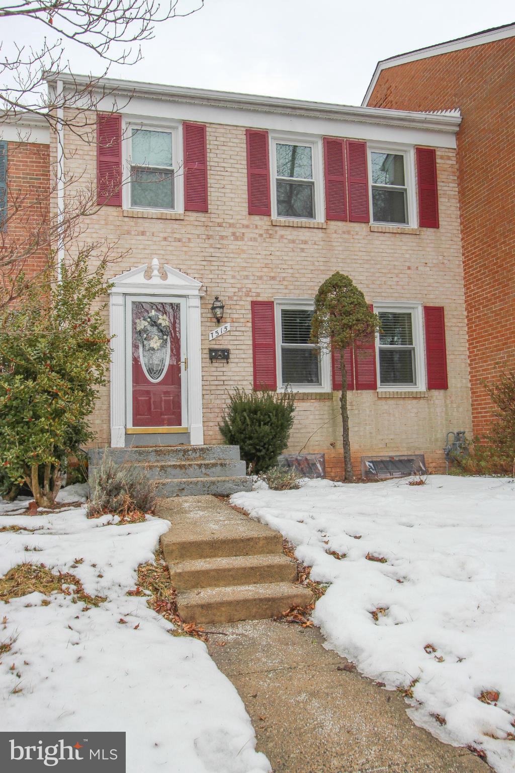 7515 Bedford Road Manassas, VA 20109 - Photo 1 of 16 Exterior (Front)