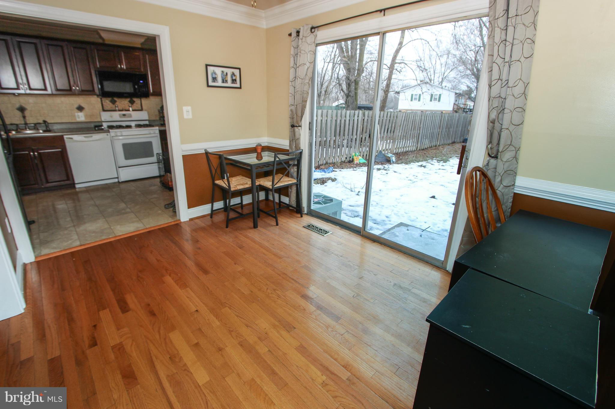 7515 Bedford Road Manassas, VA 20109 - Photo 4 of 16 Dining Room