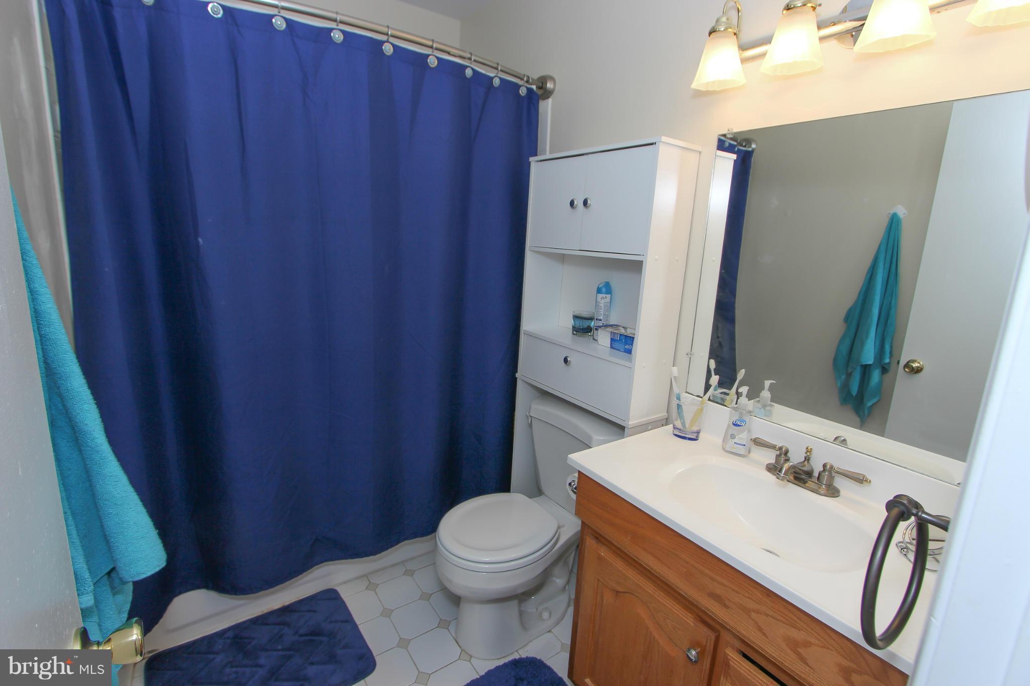 7515 Bedford Road Manassas, VA 20109 - Photo 10 of 16 Bath