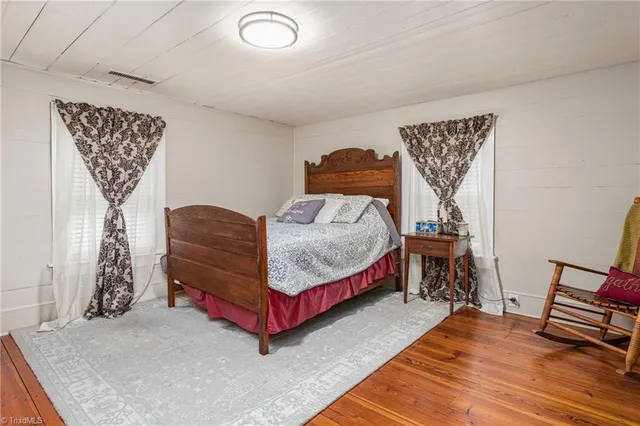 $449,900 | 212 South Fayetteville Street, Liberty, NC 27298