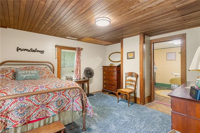 $449,900 | 212 South Fayetteville Street, Liberty, NC 27298