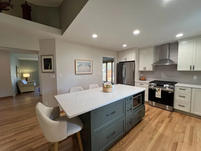 $600,000 | 2721 Marledge Street, Fitchburg, WI 53711