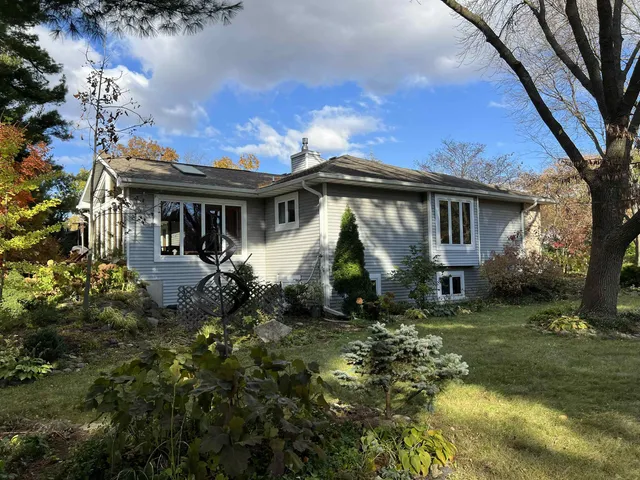 $600,000 | 2721 Marledge Street, Fitchburg, WI 53711