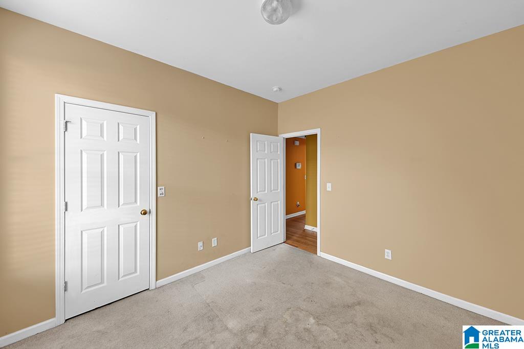150 Gardenside Drive Alabaster, AL 35007 - Photo 9 of 14