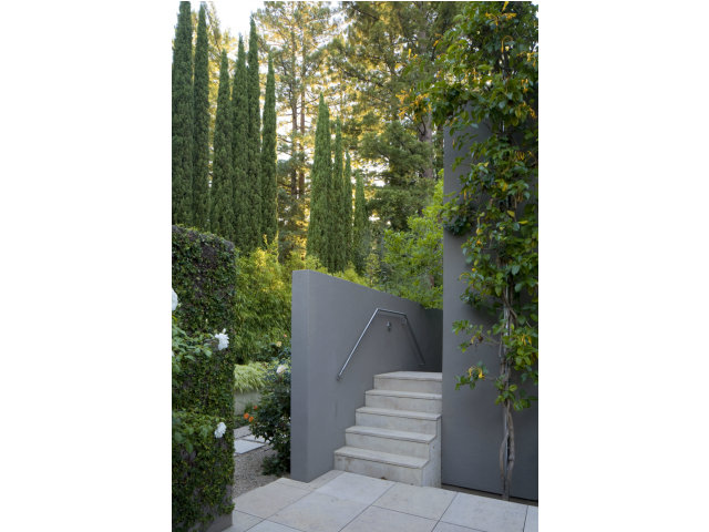 1810 Brookvale Road Hillsborough, CA 94010 - Photo 22 of 25 Gallery Image 22