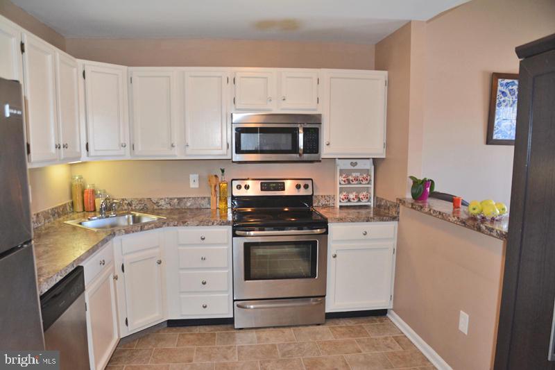 24 Cold Stream Drive Lancaster, PA 17603 - Photo 14 of 30 Gallery Image 14