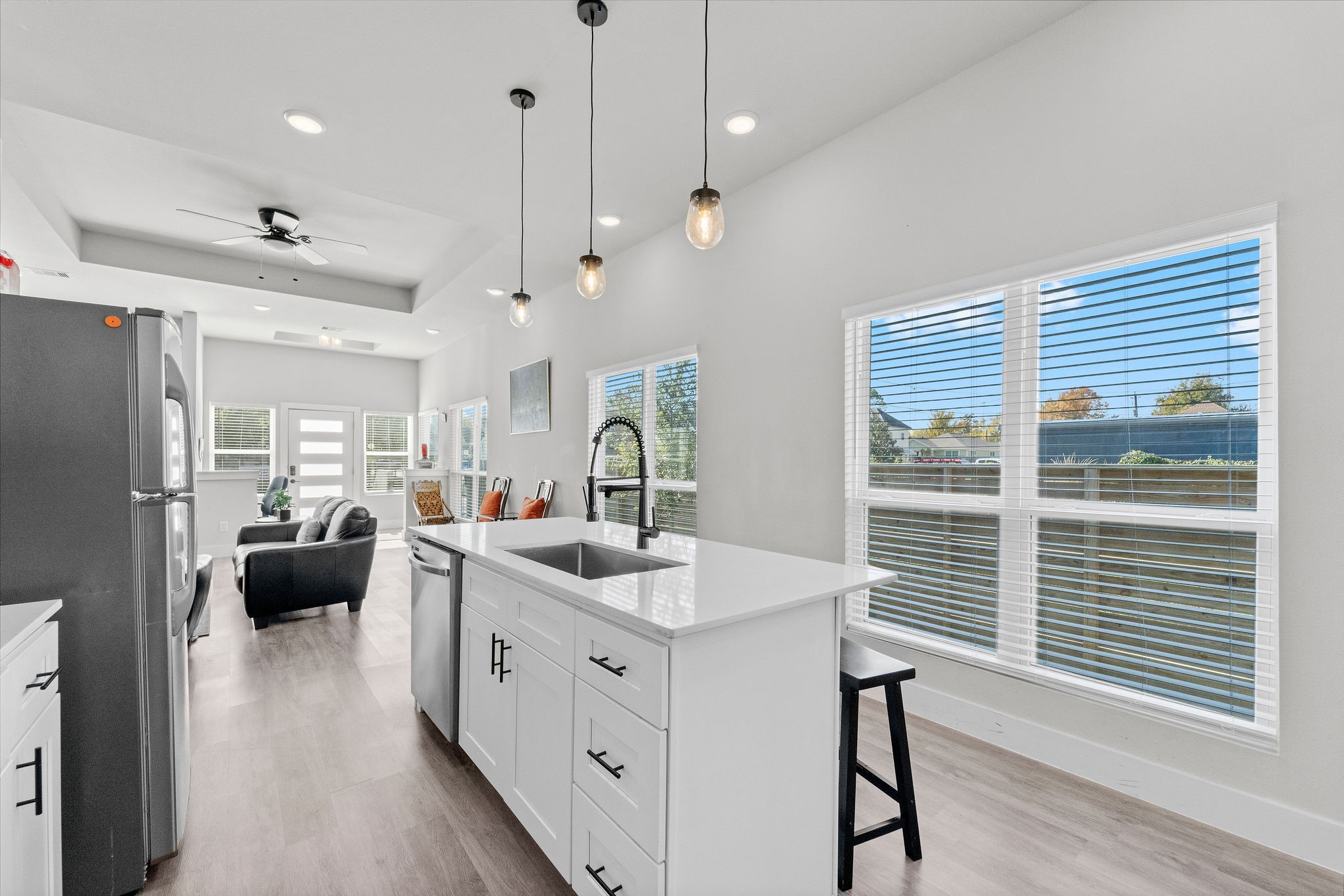 507 Carl Street Houston, TX 77009 - Photo 13 of 24 a view of living room with furniture and windows