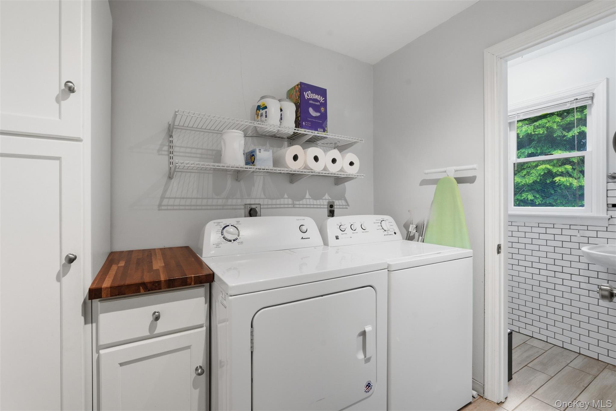 186 High Ridge Road Pound Ridge, NY 10576 - Photo 30 of 42 First Floor Laundry.