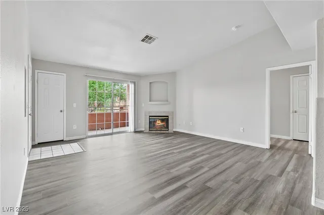 $1,040 | 4730 East Craig Road, Unit 2014, Las Vegas, NV 89115