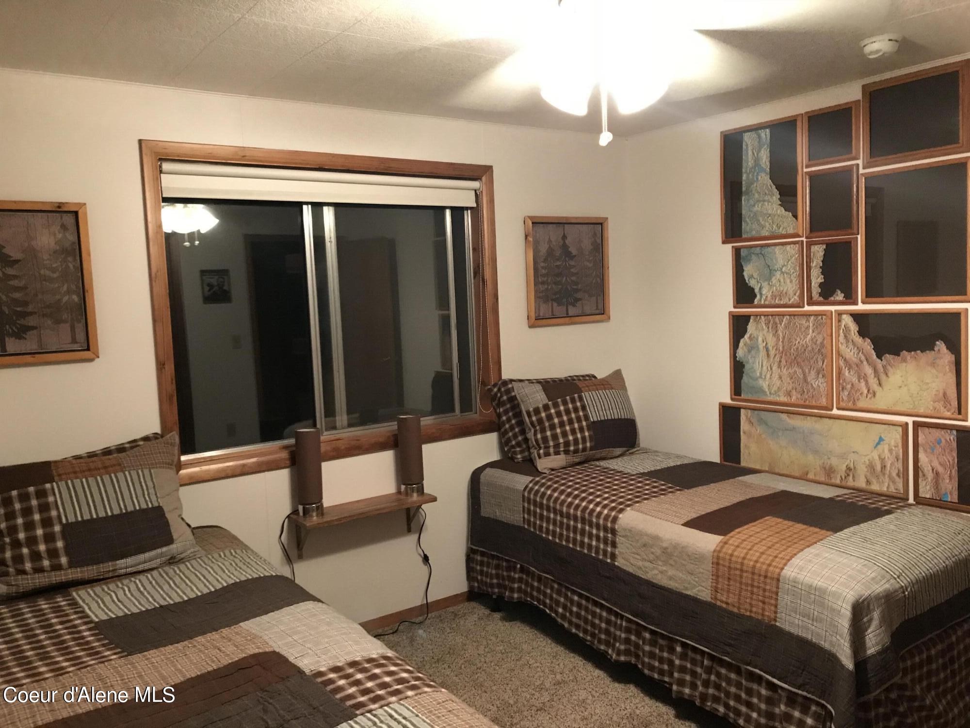 17762 Fire Road Coeur D'Alene, ID 83814 - Photo 16 of 27 GUEST BEDROOM