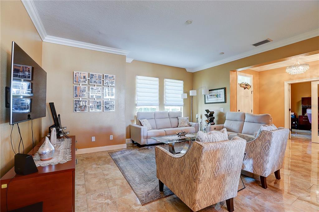 5518 Luminar Pointe Lane Apollo Beach, FL 33572 - Photo 11 of 50