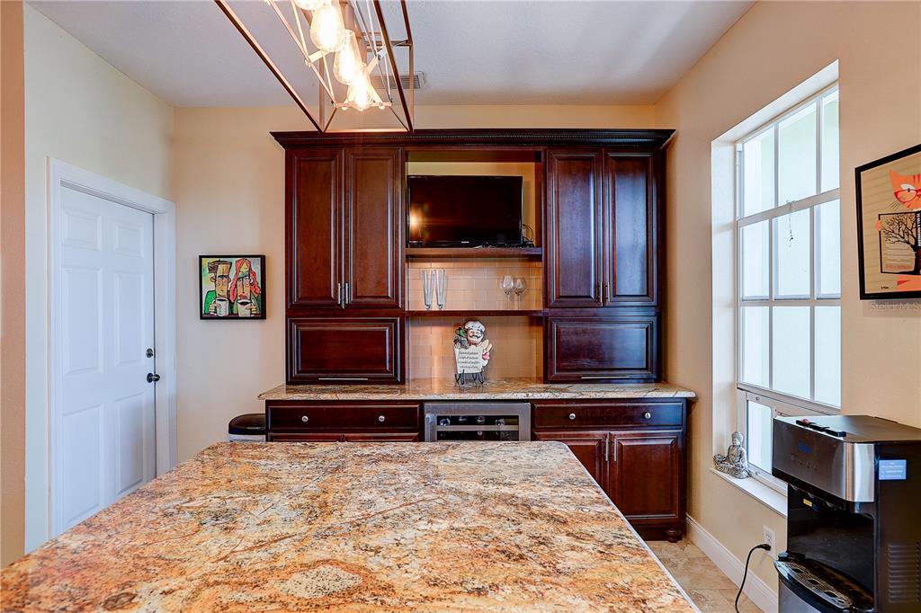 5518 Luminar Pointe Lane Apollo Beach, FL 33572 - Photo 21 of 50