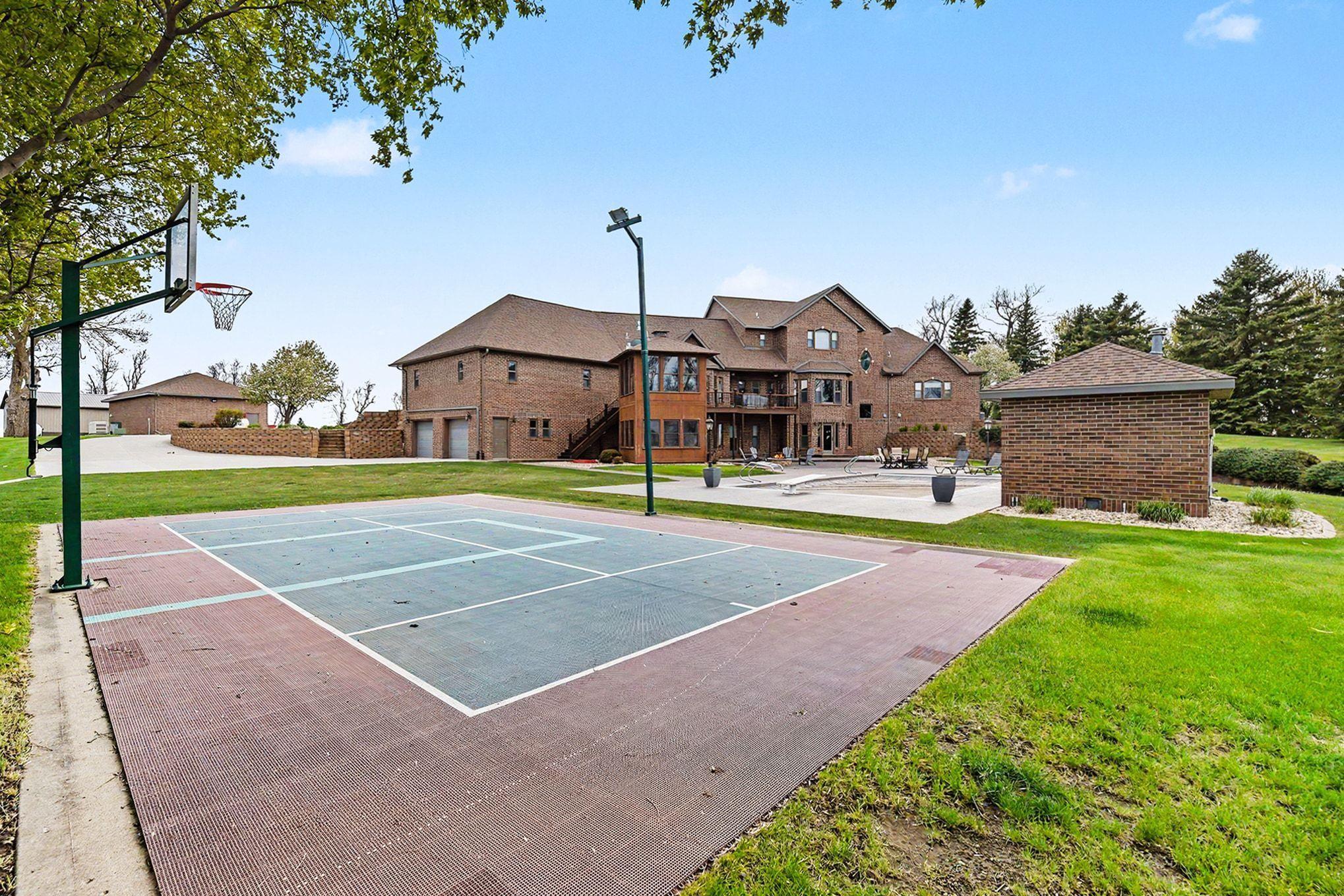 1358 Highway 75 Pipestone, MN 56164 - Photo 85 of 98