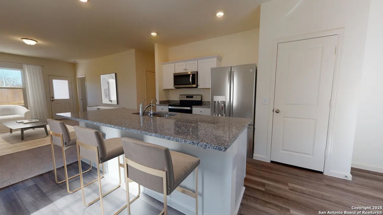 136 Dionicio Loop Seguin, TX 78155 - Photo 2 of 8