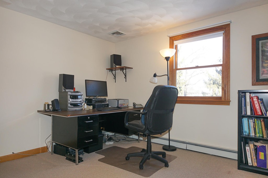 17 Lowell Road Westford, MA 01886 - Photo 18 of 25 Gallery Image 18