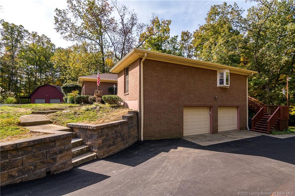 7651 Pekin Road Greenville, IN 47124 - Photo 4 of 58 Gallery Image 4