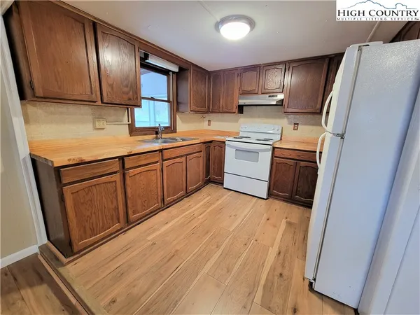 $279,900 | 153 Ridgewood Drive, Boone, NC 28607