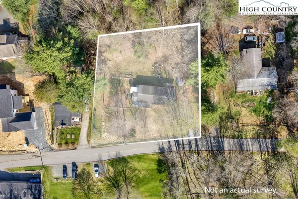 $279,900 | 153 Ridgewood Drive, Boone, NC 28607