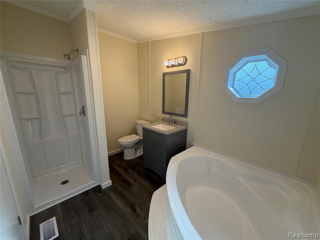 2218 Disch Street Flushing, MI 48433 - Photo 14 of 24