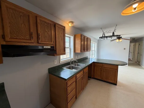 $395,000 | 41 Upper Road, Deerfield, MA 01342