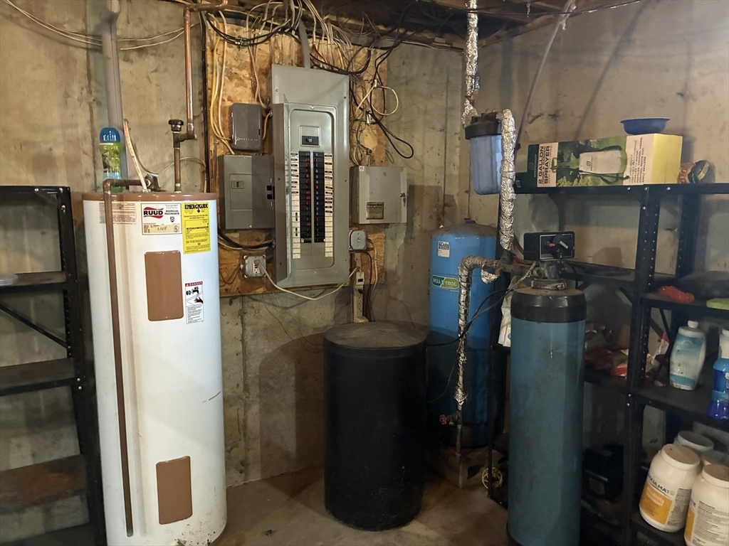 41 Upper Road Deerfield, MA 01342 - Photo 24 of 31