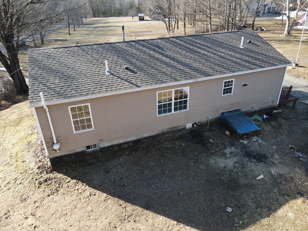 41 Upper Road Deerfield, MA 01342 - Photo 4 of 29