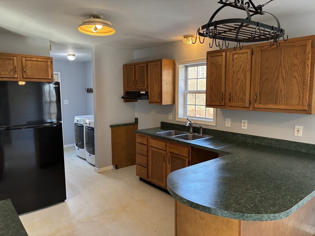 41 Upper Road Deerfield, MA 01342 - Photo 6 of 29