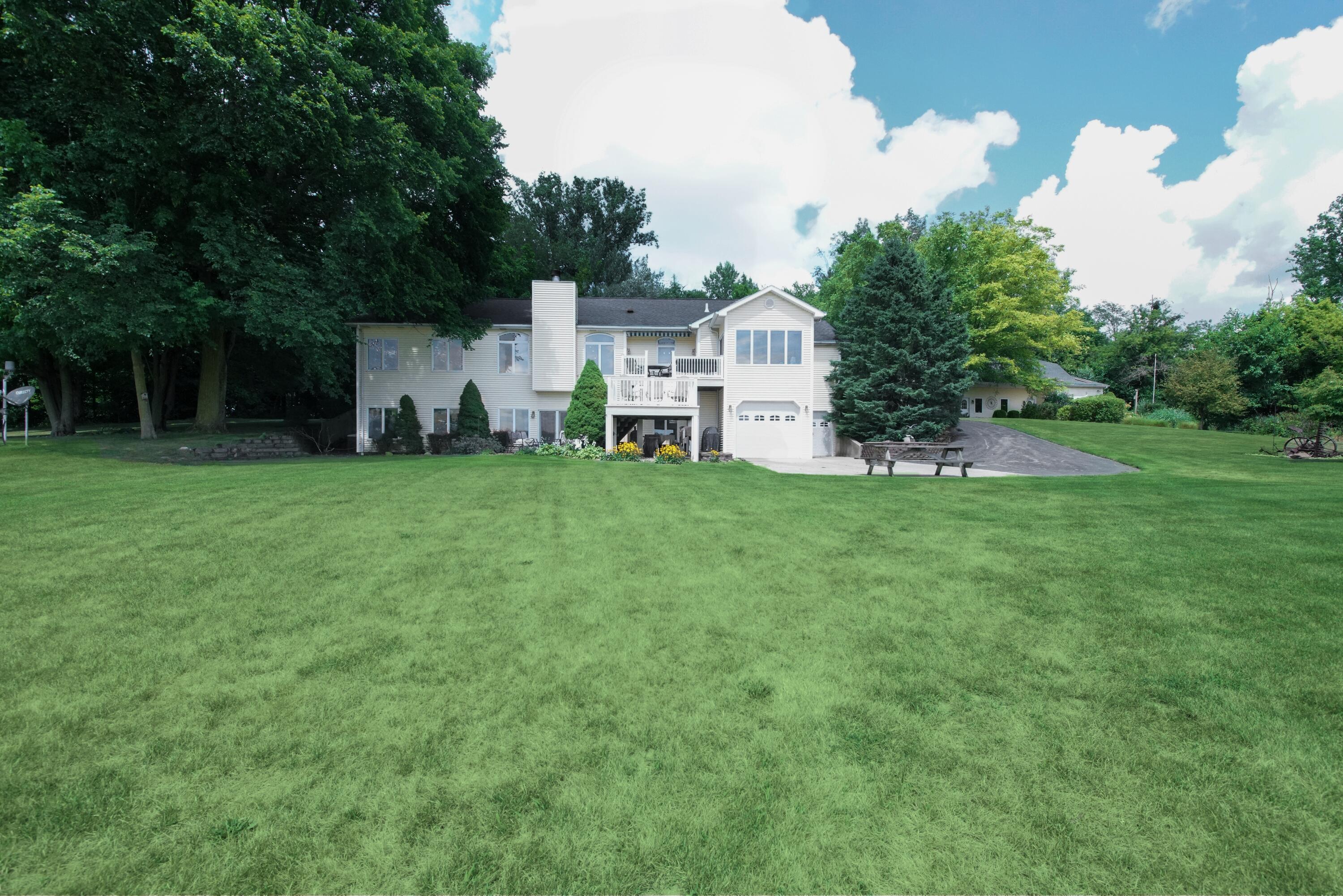 5310 Watson Road Eau Claire, MI 49111 - Photo 2 of 76 1