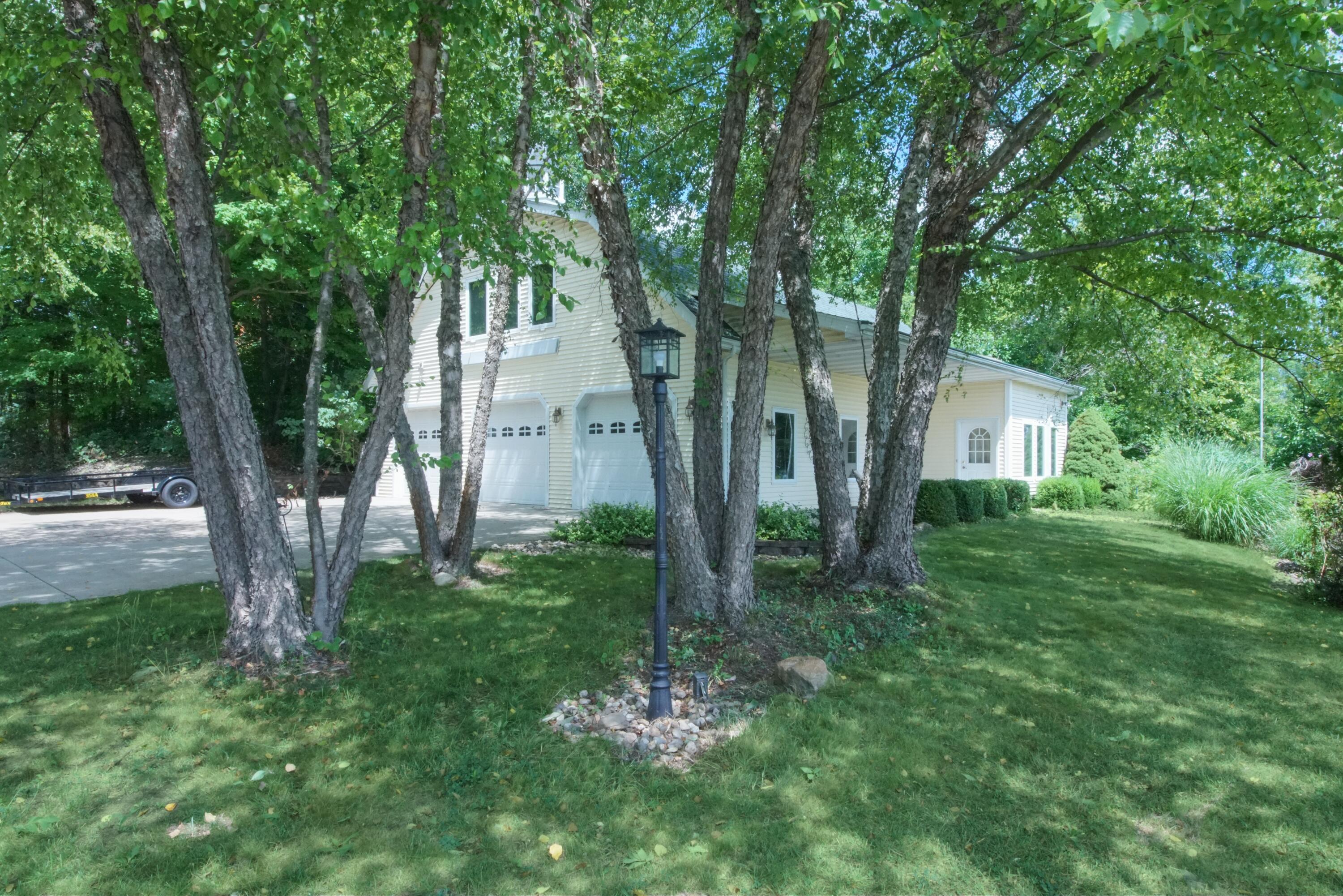 5310 Watson Road Eau Claire, MI 49111 - Photo 43 of 76 97