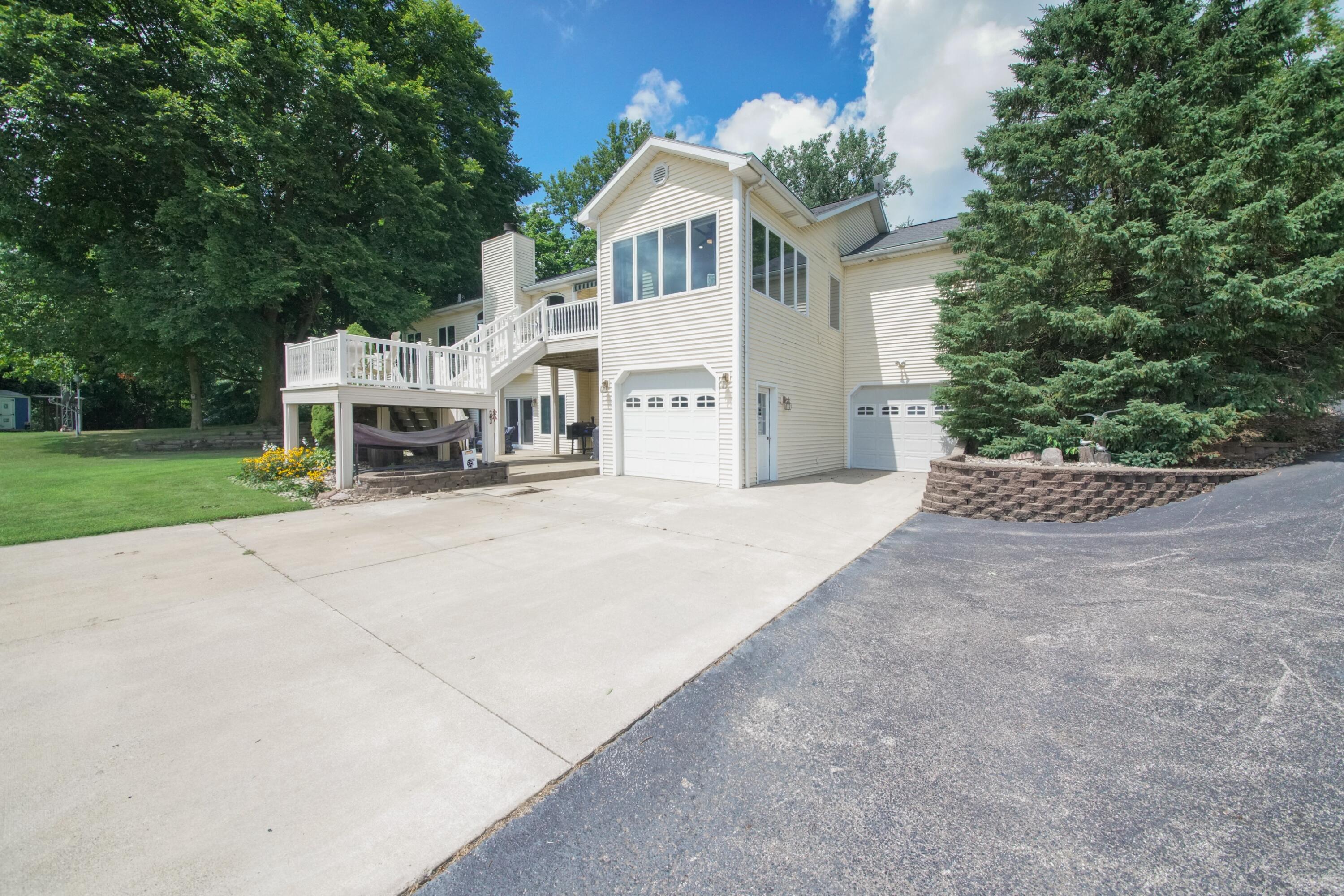 5310 Watson Road Eau Claire, MI 49111 - Photo 63 of 76 94