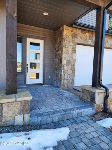 a view of an entryway of house